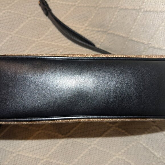 Coach - Ellie File Bag - In Signature Canvas - Picture 4 of 11